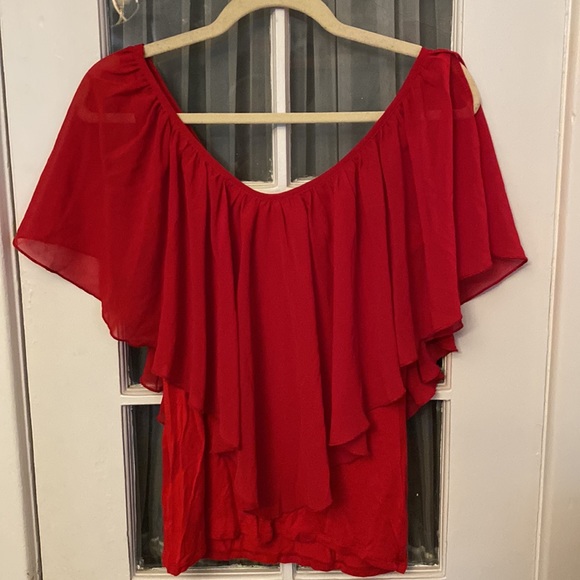 Venus Small Red Sheer Detail Top - Picture 3 of 9